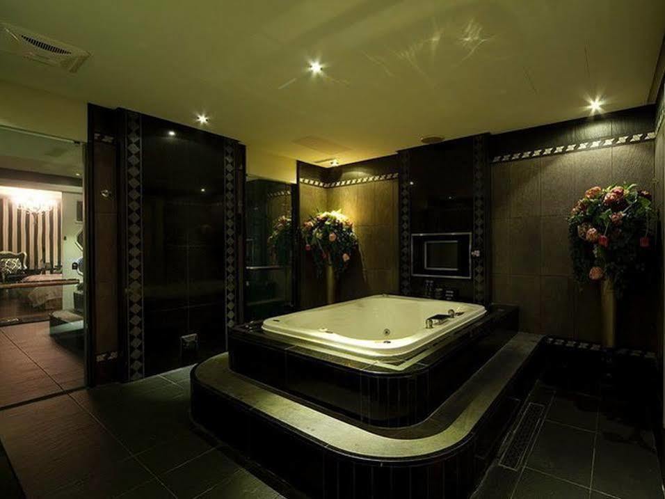 Wego Hotel - Linsen Taipei Dış mekan fotoğraf